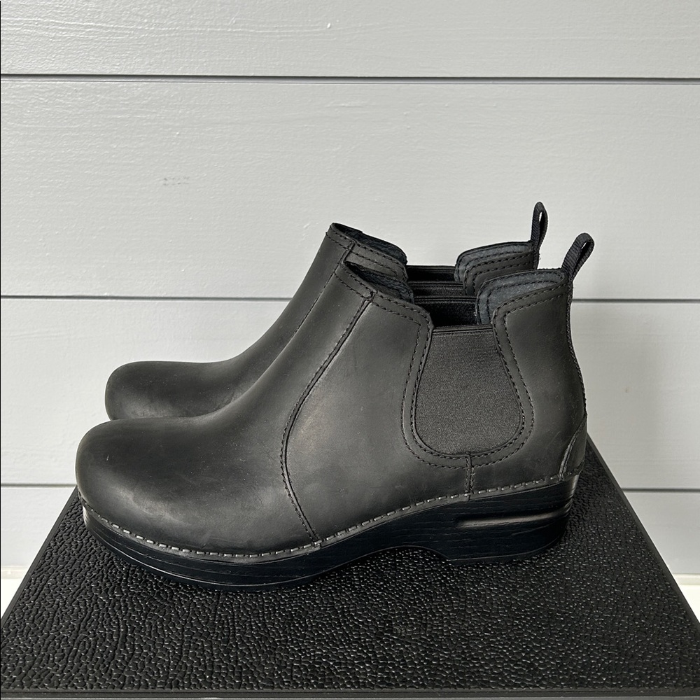 Danskos Frankie Black 38 - Picture 8 of 10